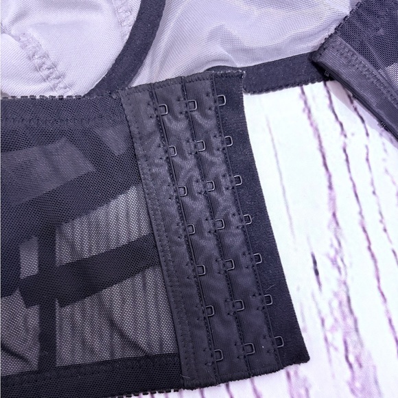 Torrid Underwire Lined Lace Mesh Bustier in Grey and Black Size 2 - Picture 8 of 9